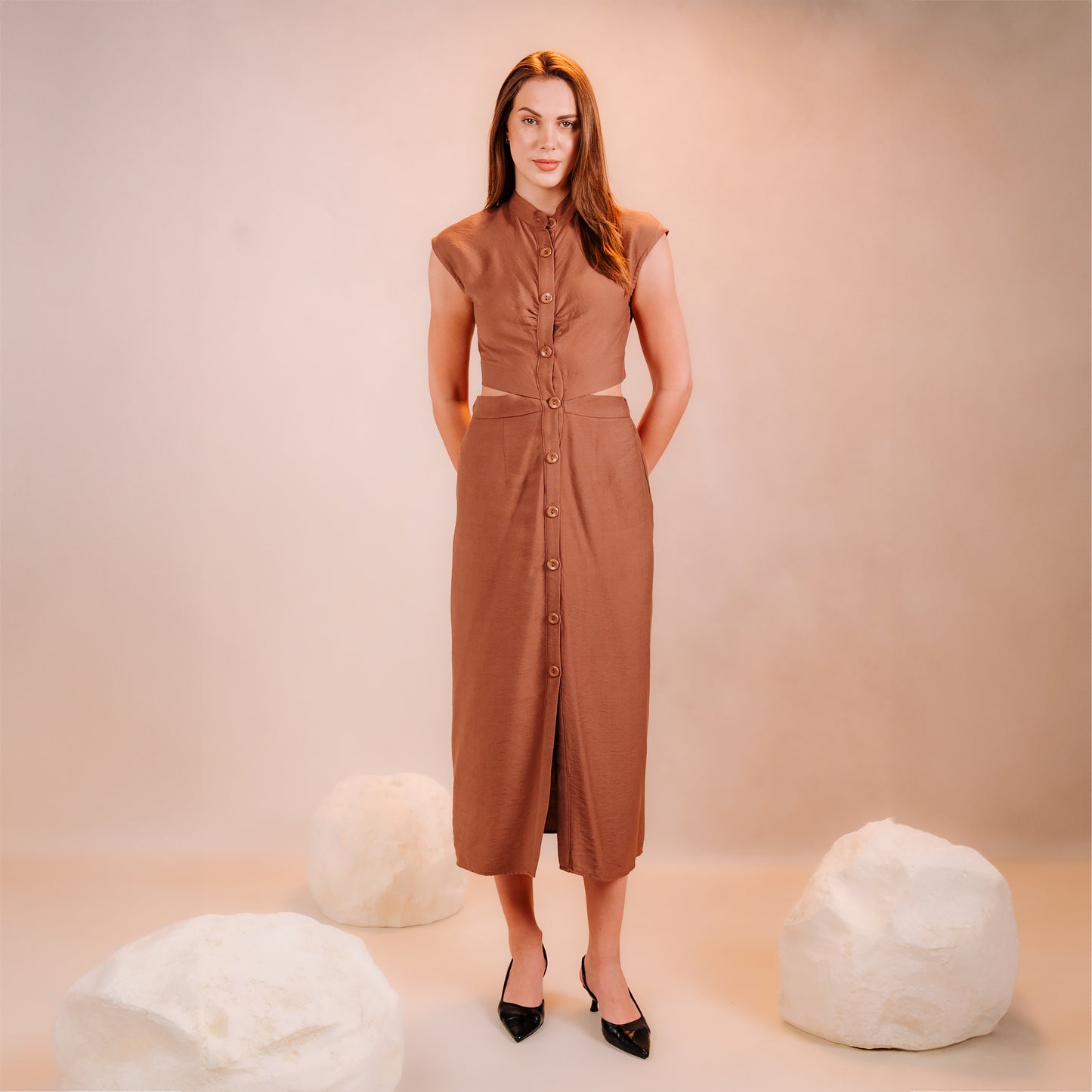 Half Sleeves Dress with Open Waist