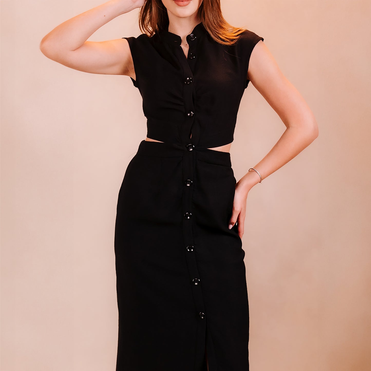 Half Sleeves Dress with Open Waist