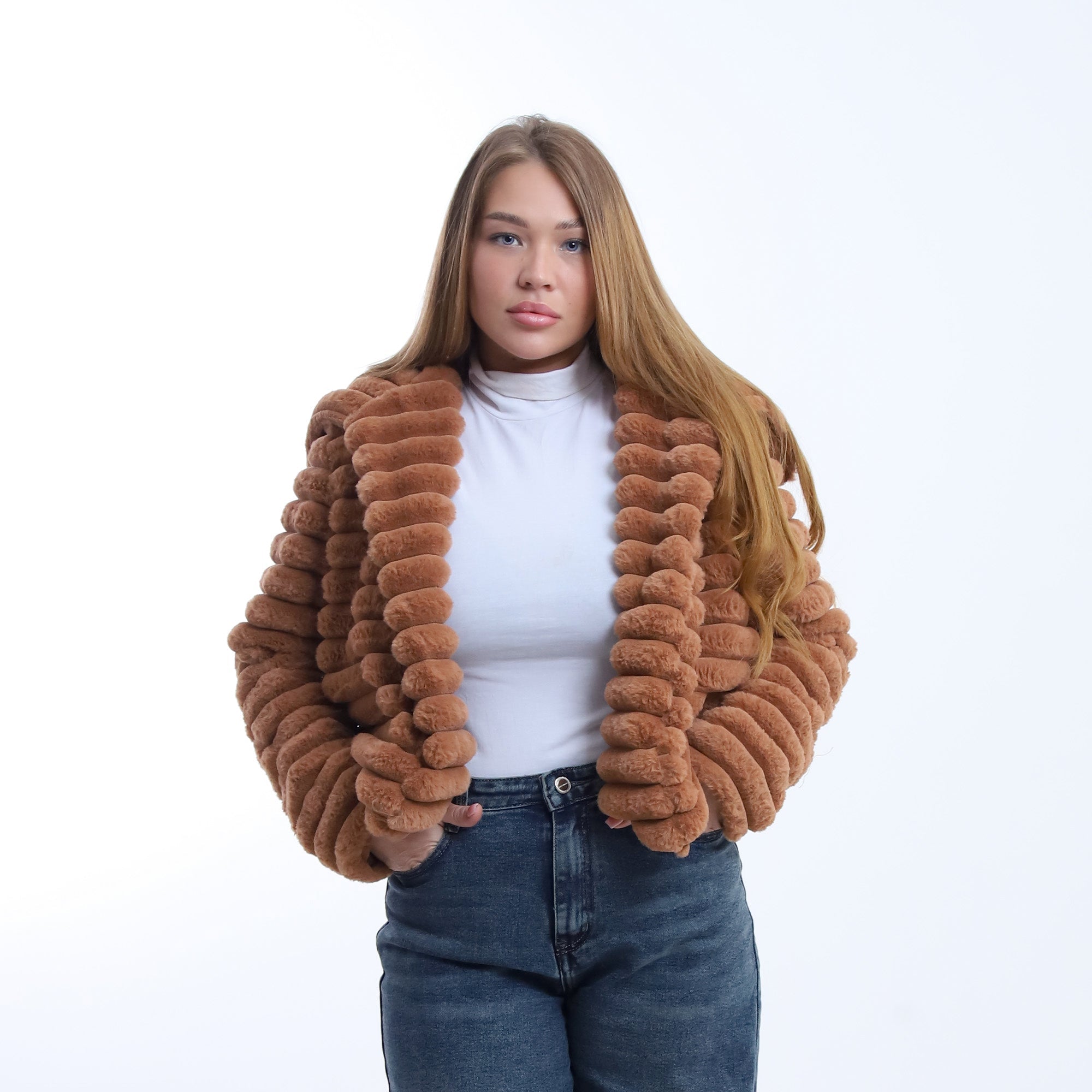 Faux-Fur Crop