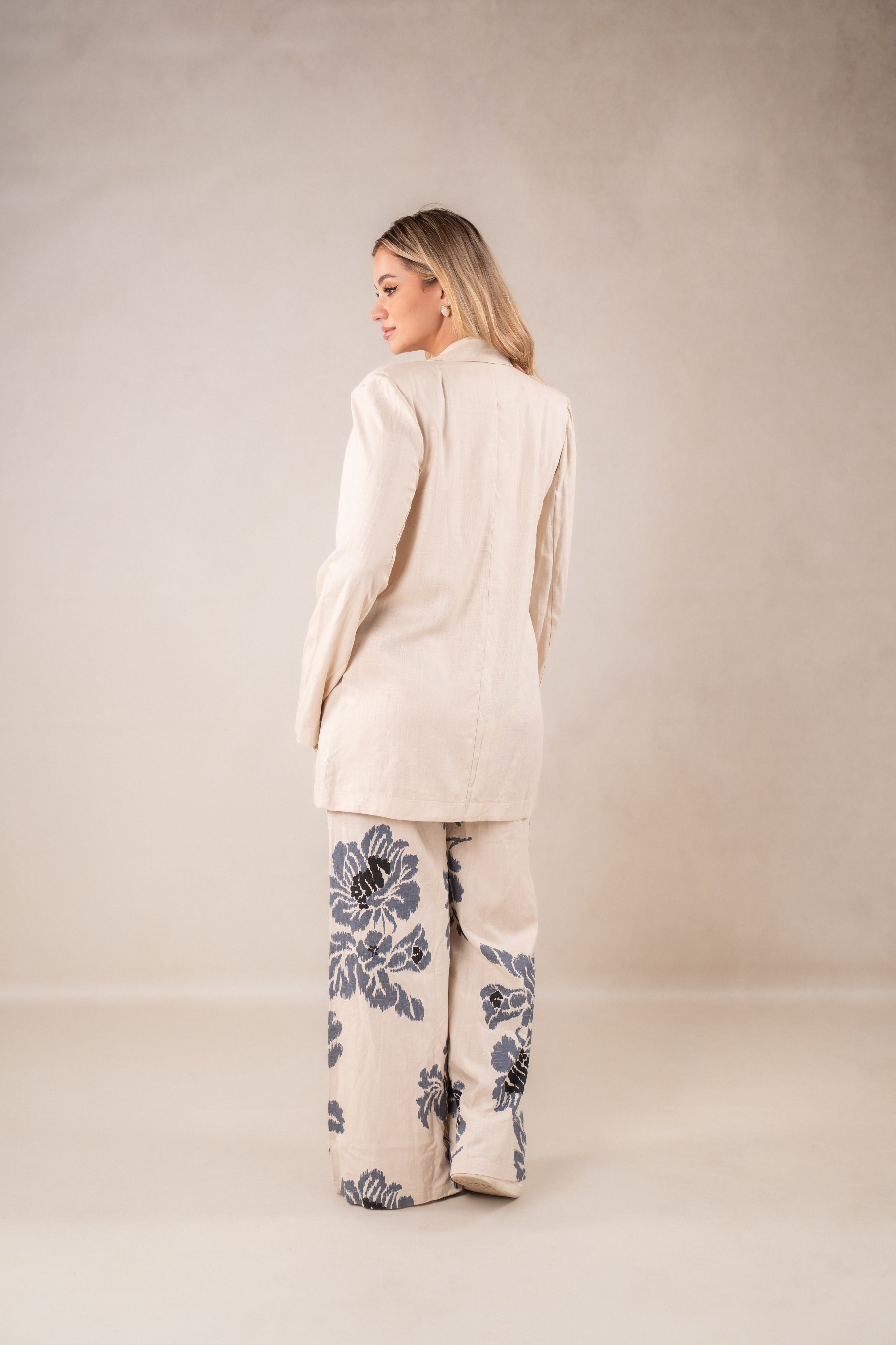Willow Whispers Suit