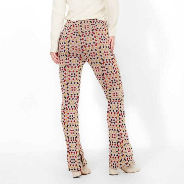 Jacquard pants with leg opening - Image 4