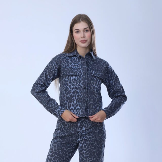 Tiger Jacket - Image 3