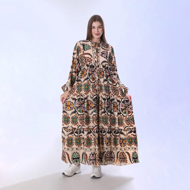Elegant Bohemian Print Maxi Dress - Image 2
