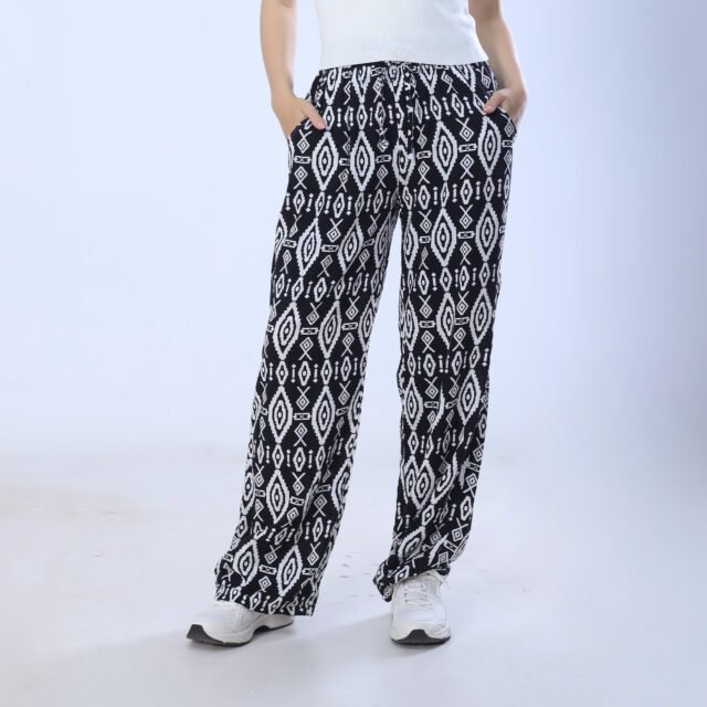 Bold Geometric Print Wide-Leg