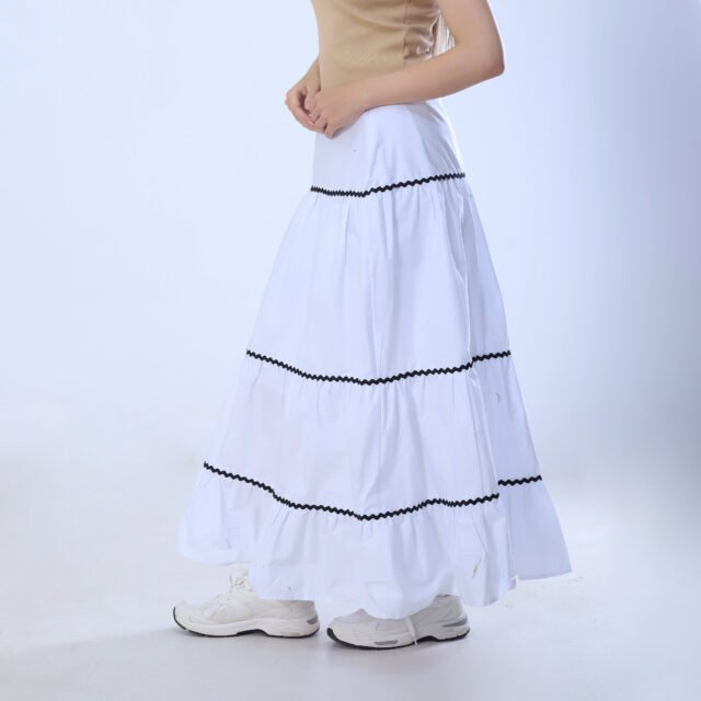 Classic Tiered Maxi Skirt - Image 4