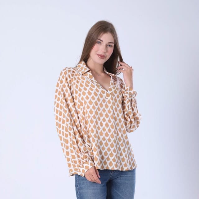 Bold Black and White Scale Print Blouse - Image 5